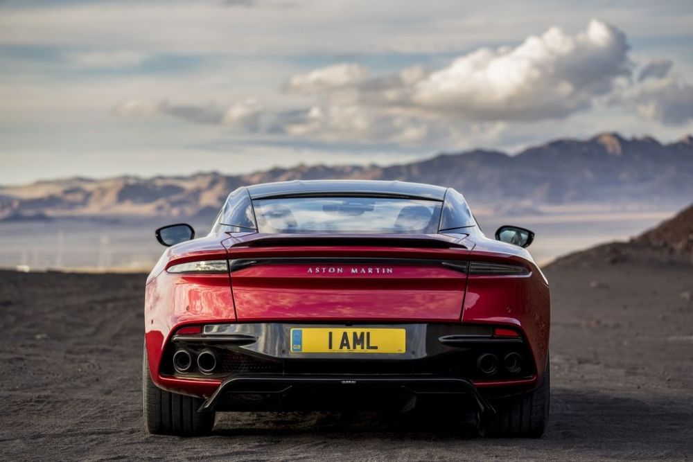 JPG Small-DBS Superleggera  (2).jpg