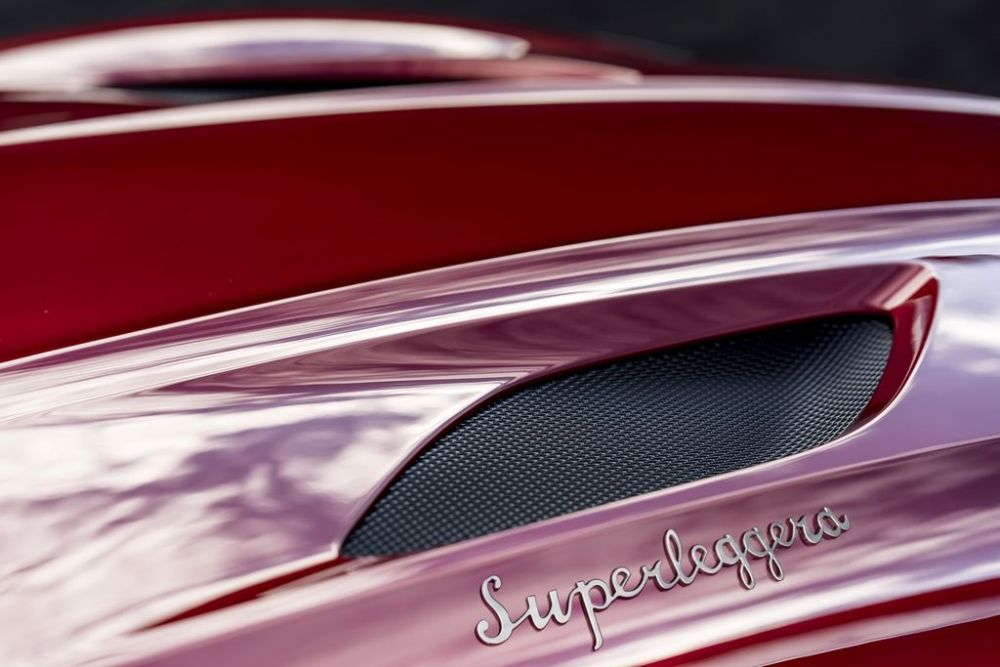 JPG Small-DBS Superleggera.jpg